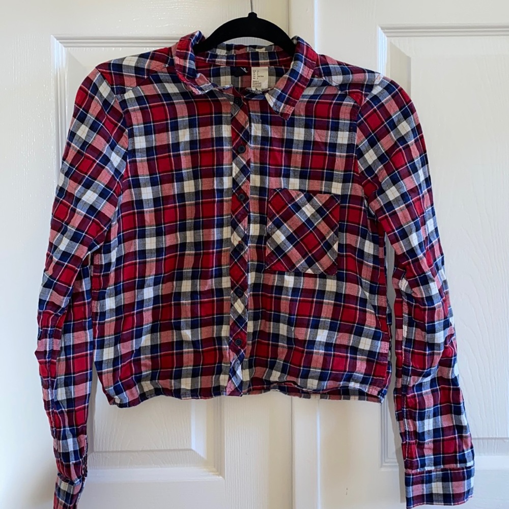 NWOT Red and Blue Cropped Flannel Long Sleeve Top